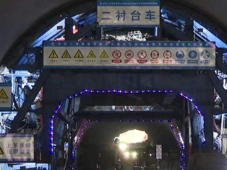 渝萬高鐵隧道可視應急廣播調度系統(tǒng)